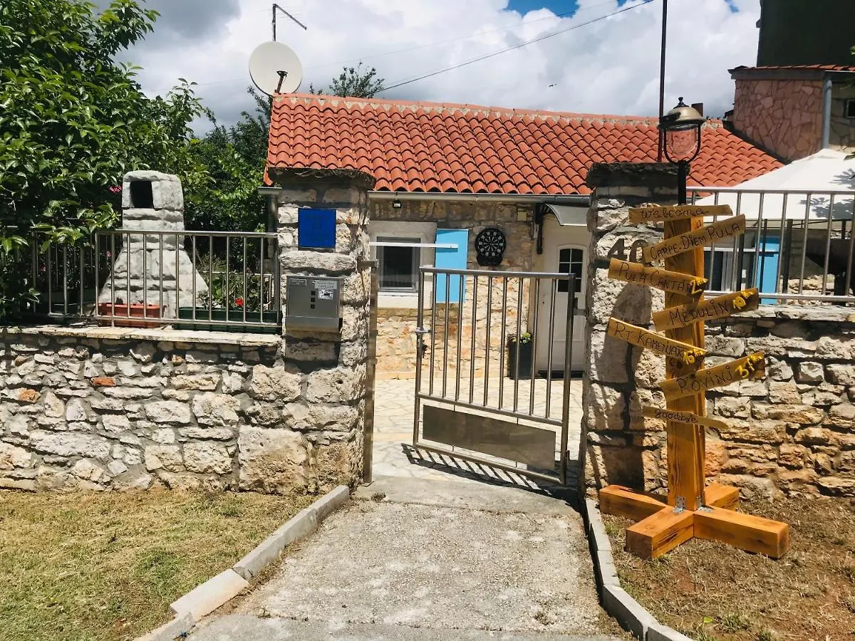 Holiday House Carpe Diem Pula Chorvatsko
